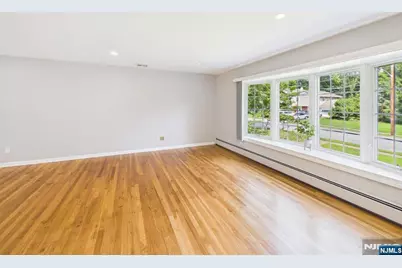 126 Southern Parkway, Ridgewood, NJ 07450 - Photo 10