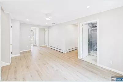 126 Southern Parkway, Ridgewood, NJ 07450 - Photo 4