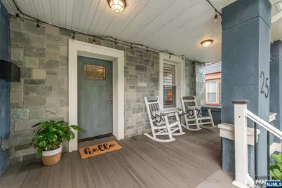 25 Cloverhill Place, Montclair, NJ 07042 - Photo 2