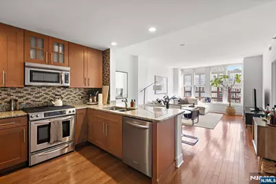 1125 Maxwell Lane 1023 #1023, Hoboken, NJ 07030 - Photo 2