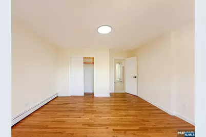 244 Lincoln Avenue, Cliffside Park, NJ 07010 - Photo 16