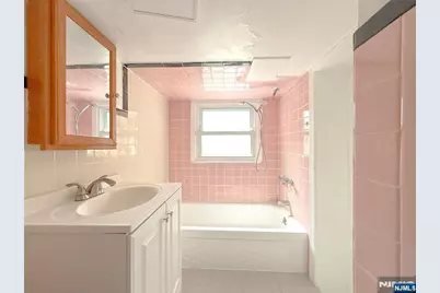 244 Lincoln Avenue, Cliffside Park, NJ 07010 - Photo 30
