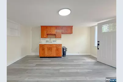 244 Lincoln Avenue, Cliffside Park, NJ 07010 - Photo 28