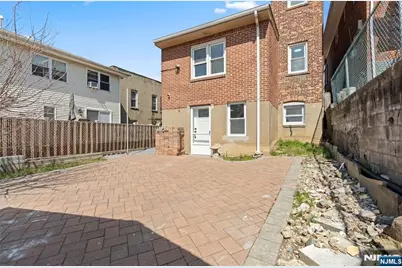 244 Lincoln Avenue, Cliffside Park, NJ 07010 - Photo 36