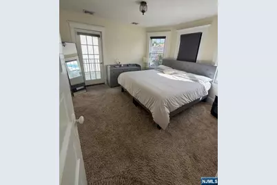 422 2nd Avenue, Lyndhurst Township, NJ 07071 - Photo 16