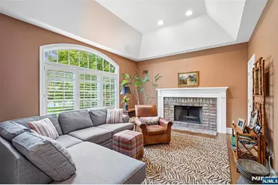 696 Saddle River Road, Ho Ho Kus, NJ 07423 - Photo 4