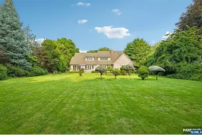 696 Saddle River Road, Ho Ho Kus, NJ 07423 - Photo 34