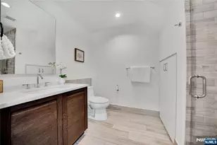 1000 Ave At Port Imperial 102, Weehawken, NJ 07086 - Photo 18