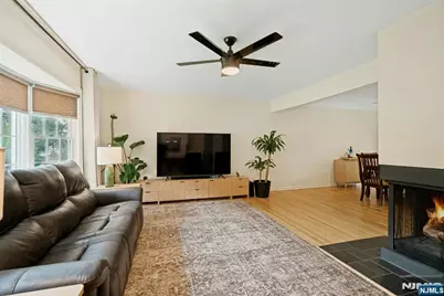 60 Sunnyside Road, Mahwah, NJ 07430 - Photo 4