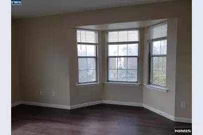 877 Juniper Way 877 #877, Mahwah, NJ 07430 - Photo 6