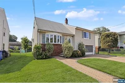 378 Riverside Avenue, Rutherford, NJ 07070 - Photo 2