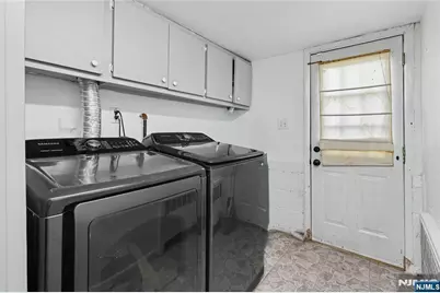 378 Riverside Avenue, Rutherford, NJ 07070 - Photo 28