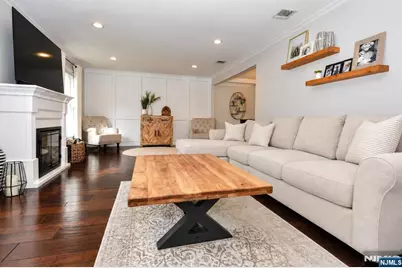 113 Grove Street, Waldwick, NJ 07463 - Photo 2