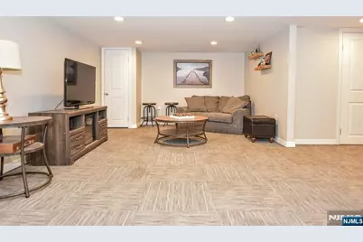 113 Grove Street, Waldwick, NJ 07463 - Photo 30
