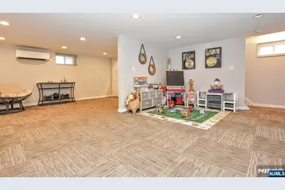 113 Grove Street, Waldwick, NJ 07463 - Photo 32
