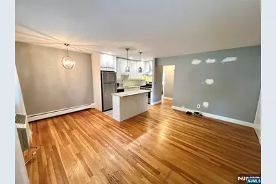 205 Washington Drive, Ramsey, NJ 07446 - Photo 2