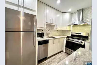 205 Washington Drive, Ramsey, NJ 07446 - Photo 4