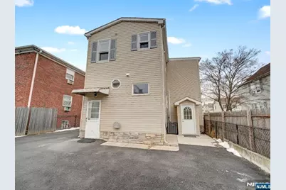 27 Honiss Street, Belleville, NJ 07109 - Photo 2