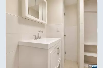 27 Honiss Street, Belleville, NJ 07109 - Photo 30