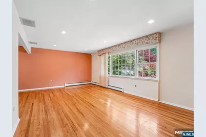 41-57 Rys, Fair Lawn, NJ 07410 - Photo 6