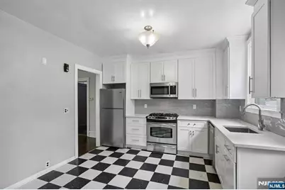 195 Riveredge Road 1 #1, Tenafly, NJ 07670 - Photo 8