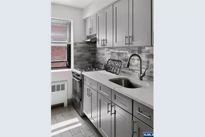 2339 Hudson Terrace C7 #C7, Fort Lee, NJ 07024 - Photo 6