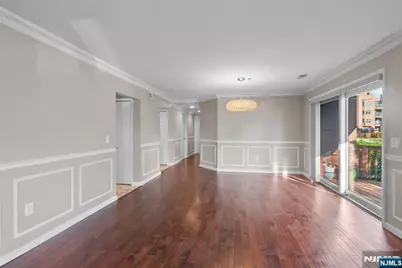 304 Smith Court 304 #304, Edgewater, NJ 07020 - Photo 14