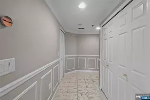 304 Smith Ct 304, Edgewater, NJ 07020 - Photo 18
