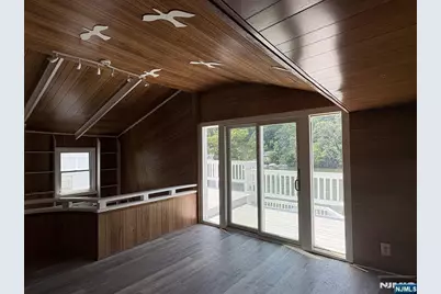 38 River Styx, Hopatcong, NJ 07843 - Photo 8