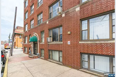 1870 John F Kennedy Boulevard 4F #4F, Jersey City, NJ 07304 - Photo 2