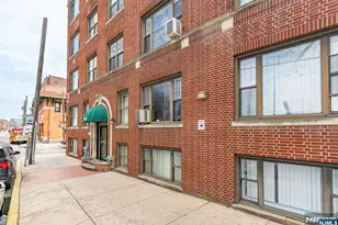 1870 John F Kennedy Blvd 4F, Jersey City, NJ 07304 - Photo 2