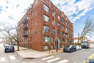 1870 John F Kennedy Blvd 4F, Jersey City, NJ 07304 - Photo 4