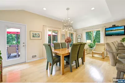 152 Coles Avenue, Hackensack, NJ 07601 - Photo 14