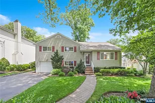 152 Coles Ave, Hackensack, NJ 07601 - Photo 1