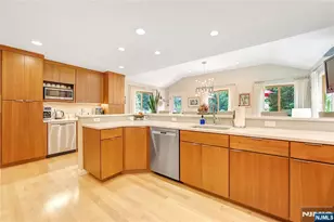 152 Coles Ave, Hackensack, NJ 07601 - Photo 10