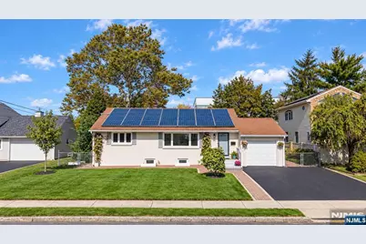 10 Homestead Road, Elmwood Park, NJ 07407 - Photo 2