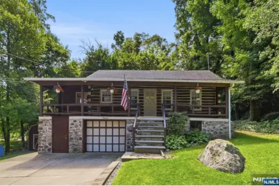 13 Woodside Drive, West Milford, NJ 07480 - Photo 2