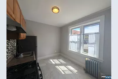 173-179 Madison Street A9 #A9, Passaic, NJ 07055 - Photo 8