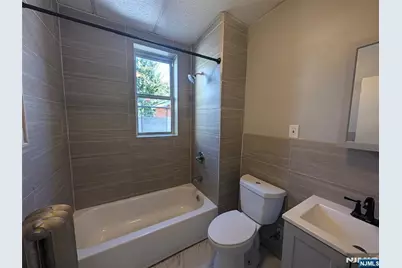 173-179 Madison Street A9 #A9, Passaic, NJ 07055 - Photo 6