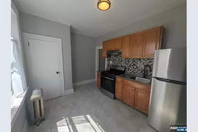 173-179 Madison Street A9 #A9, Passaic, NJ 07055 - Photo 2