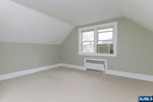 11 Montague Pl 2, Montclair, NJ 07042 - Photo 14