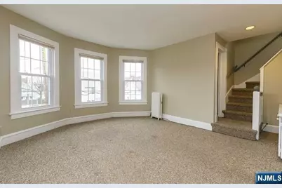 11 Montague Place 2 #2, Montclair, NJ 07042 - Photo 2