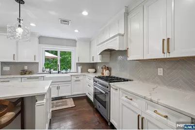 662 Juniper Place, Franklin Lakes, NJ 07417 - Photo 10