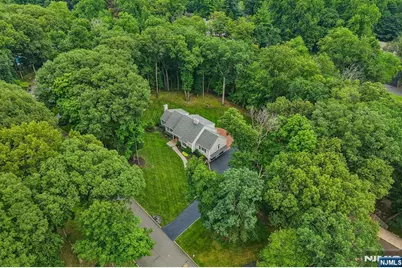 662 Juniper Place, Franklin Lakes, NJ 07417 - Photo 32