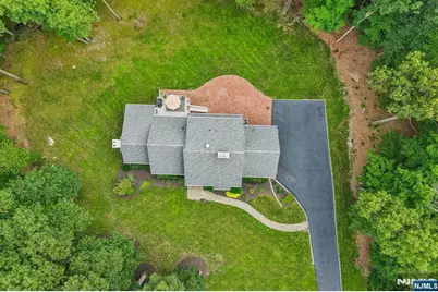 662 Juniper Place, Franklin Lakes, NJ 07417 - Photo 34