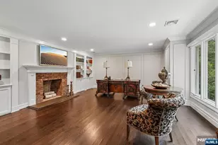 662 Juniper Pl, Franklin Lakes, NJ 07417 - Photo 4