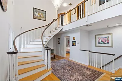 203 Harwood Place, Paramus, NJ 07652 - Photo 4