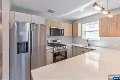 62 Columbia Avenue, Newark, NJ 07106 - Photo 34