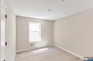 62 Columbia Ave, Newark, NJ 07106 - Photo 22