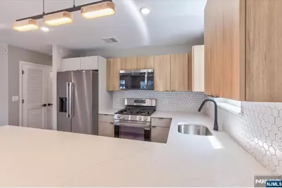 62 Columbia Avenue, Newark, NJ 07106 - Photo 32